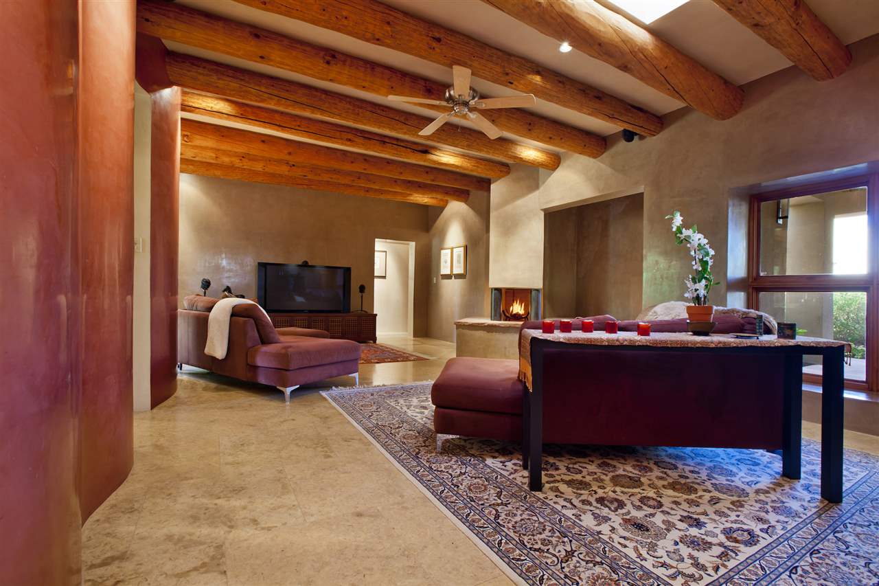 1023 County Road 142, Abiquiu, NM 87510