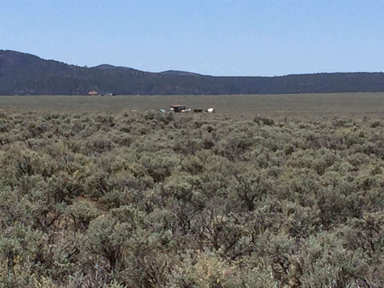 33 Enconada, Amalia, NM 87512