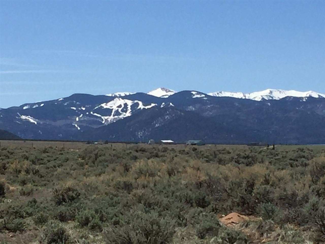 33 Enconada, Amalia, NM 87512