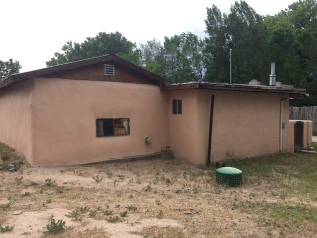 316C Medinas Lane, Espanola, NM 87532