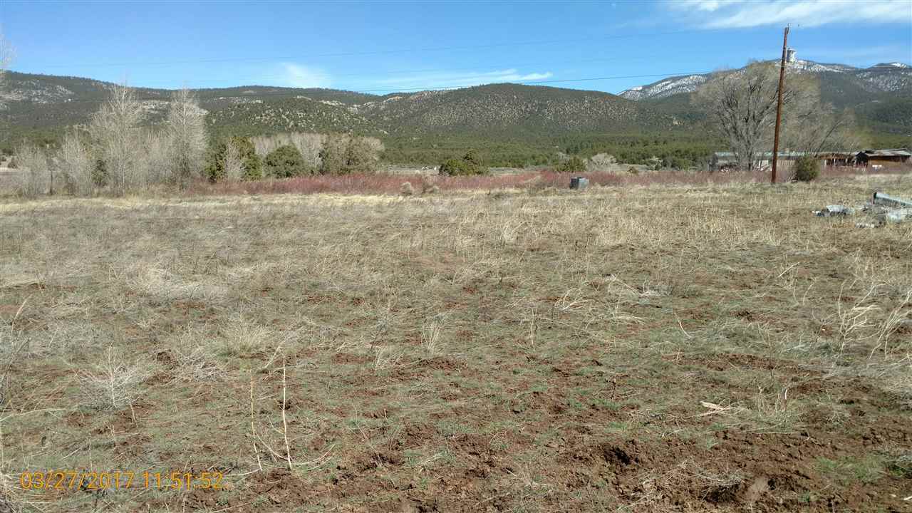 1145 NM State Road 75, Penasco, NM 87553