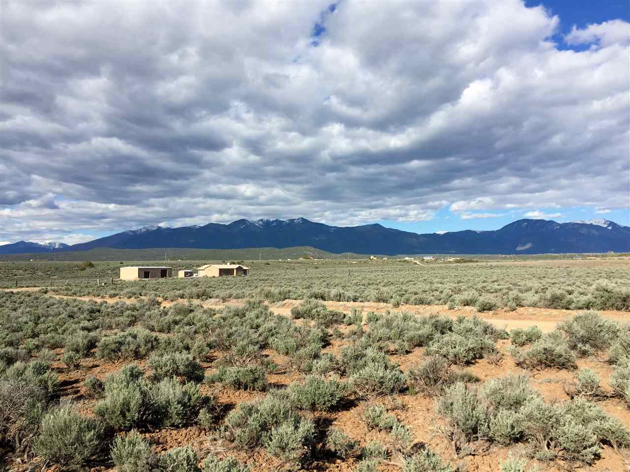 Calle Conejo, Taos, NM 87571