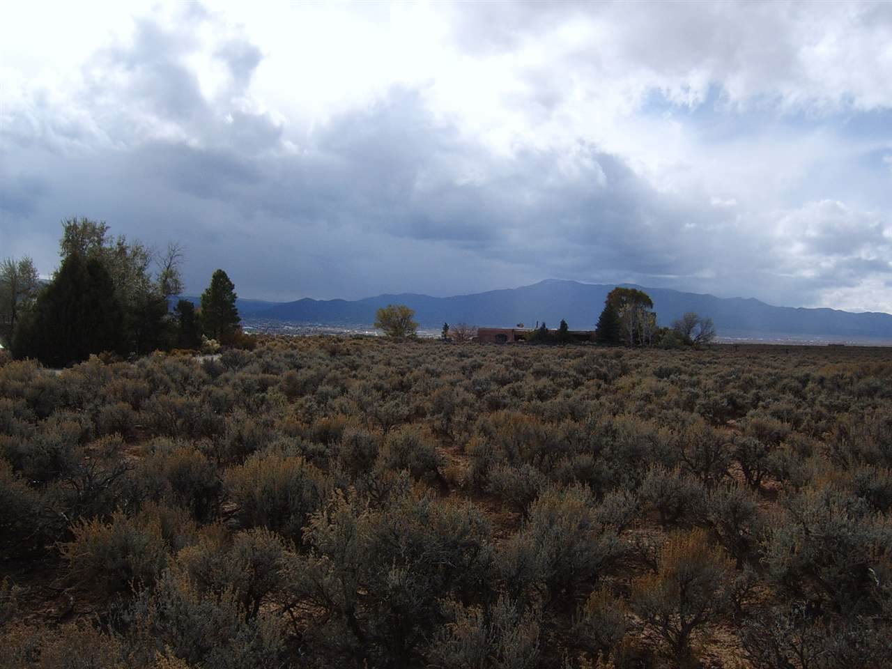 Mesa Vista Road, Taos, NM 87571
