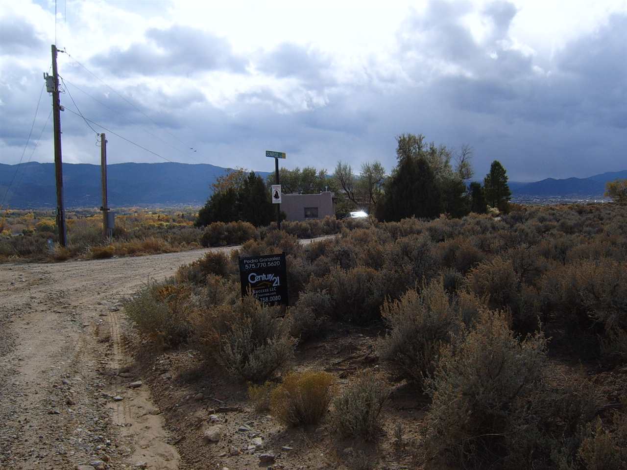 Mesa Vista Road, Taos, NM 87571