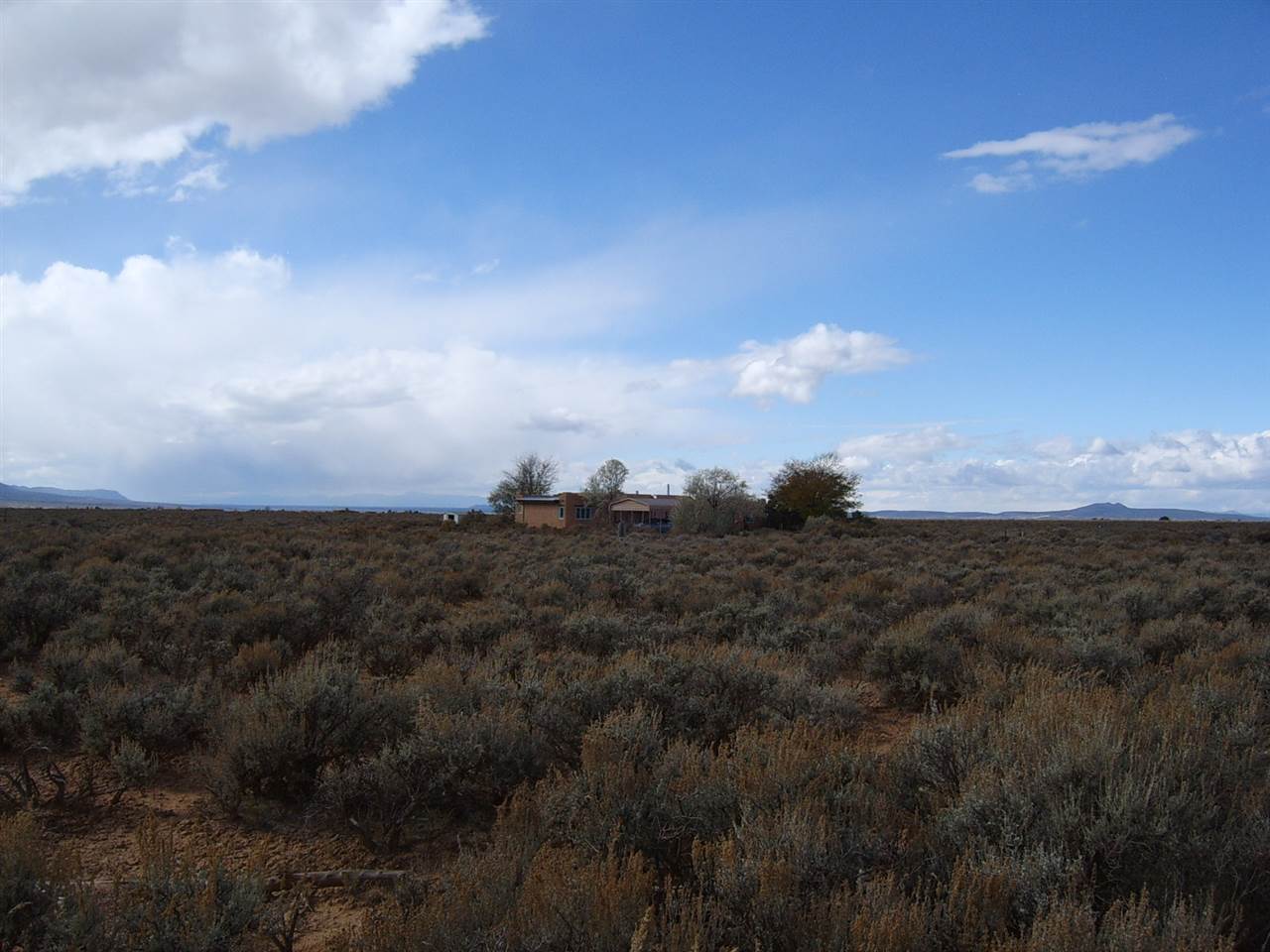 Mesa Vista Road, Taos, NM 87571