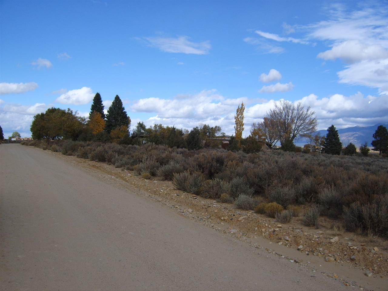 Mesa Vista Road, Taos, NM 87571