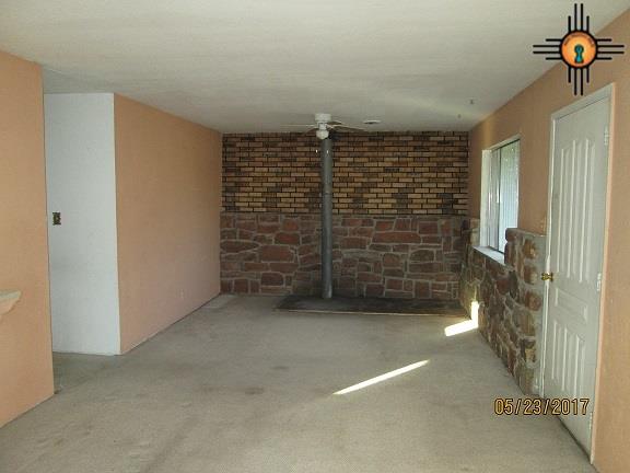 502 Camino Maximillano, Las Vegas, NM 87701