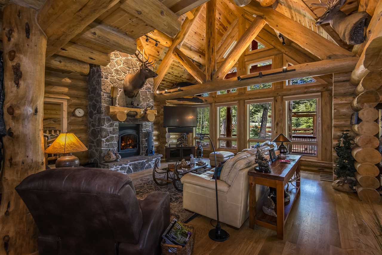 427 El Camino Real, Angel Fire, NM 87710