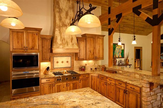 195Via de Maria, Angel Fire, NM 87710