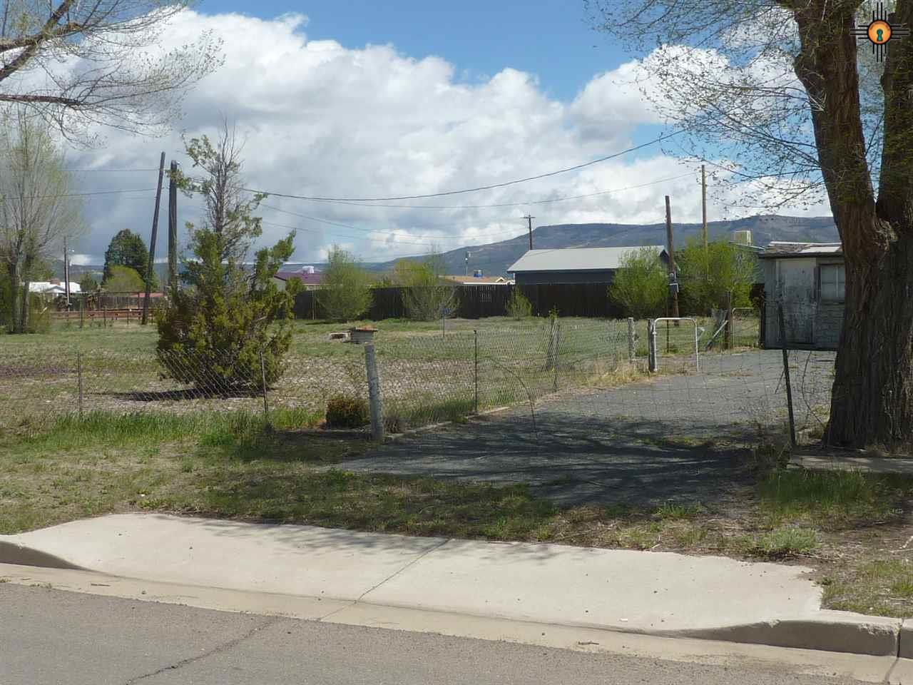 1303 Brilliant, Raton, NM 87740