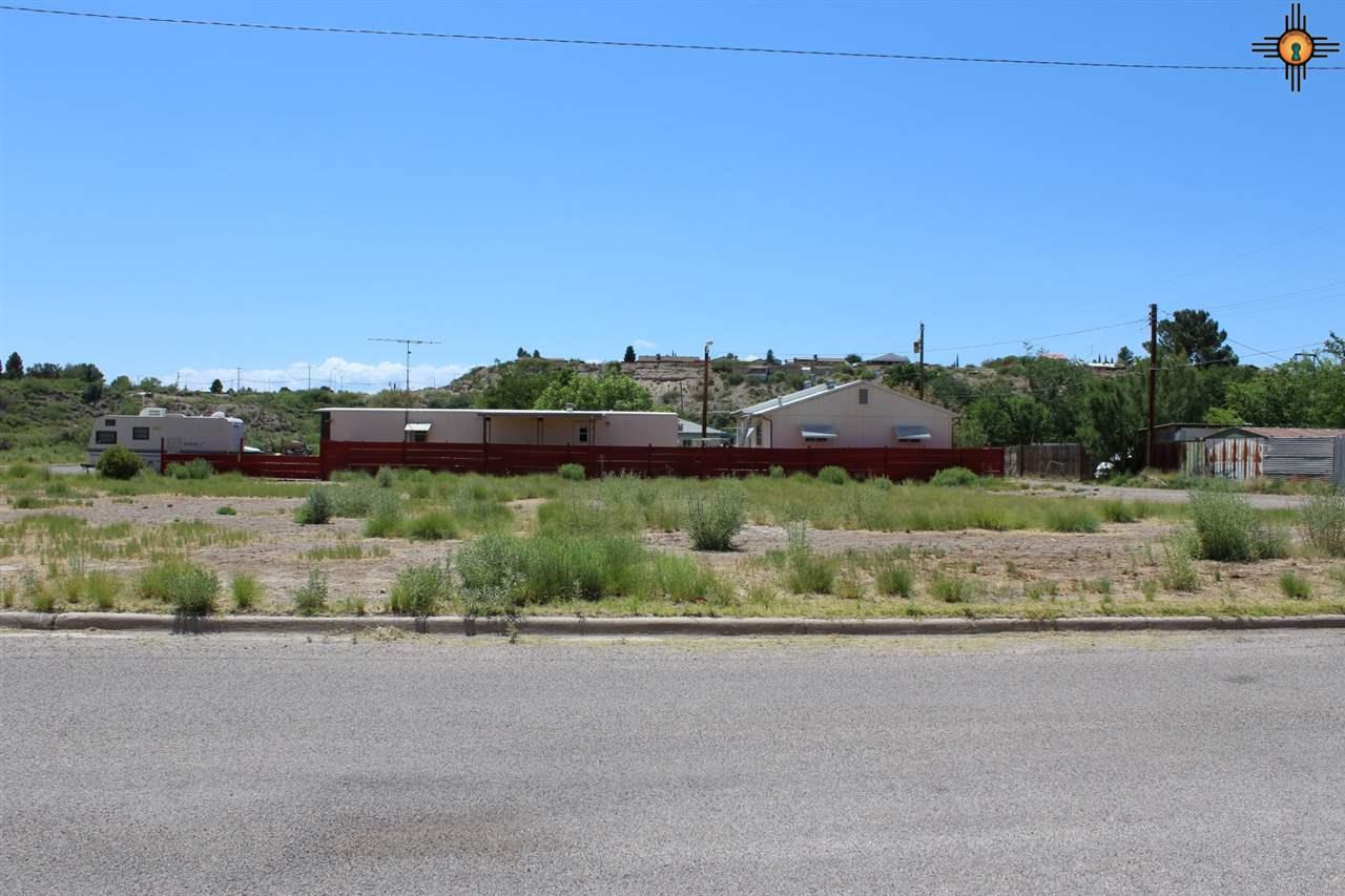 701 Wyona, Truth Or Consequences, NM 87901