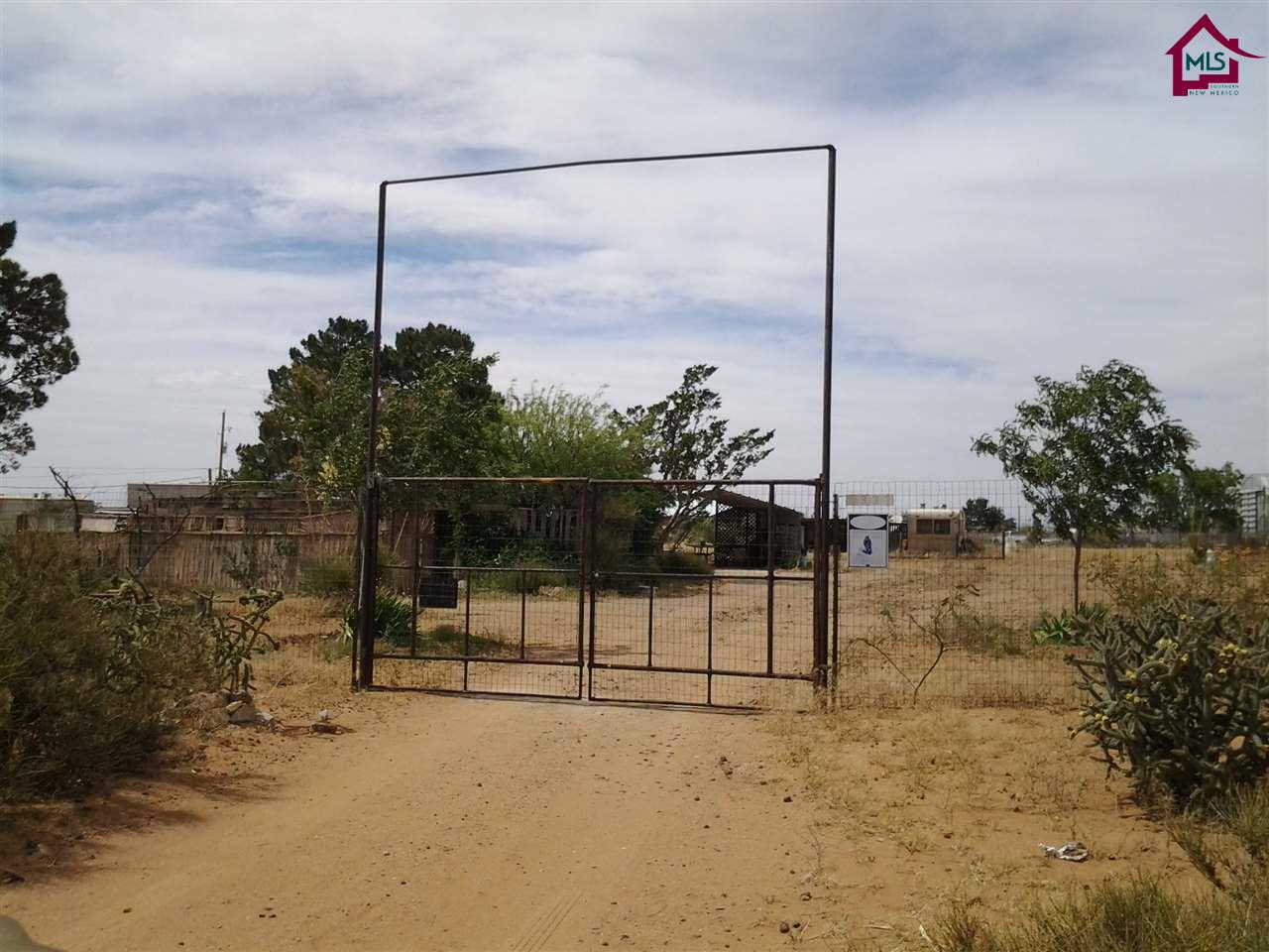 9331LUNA VISTA ROAD, Las Cruces, NM 88012