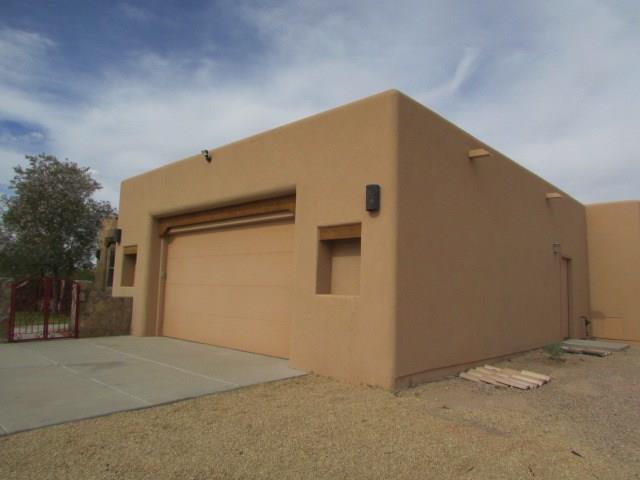 195 Alluvial Lane, Anthony, NM 88021
