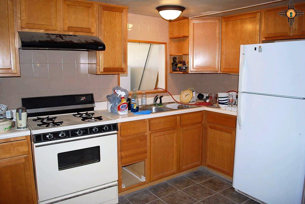 560 Herrington Dr SE, Deming, NM 88030