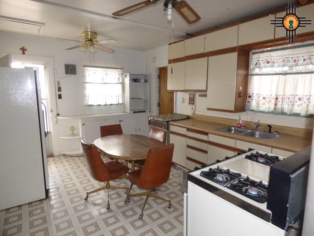 208 B St, Hurley, NM 88043