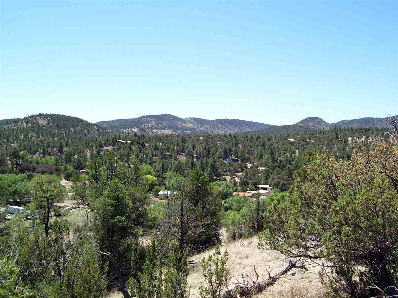 882 Highway 35, Lake Roberts, NM 88061