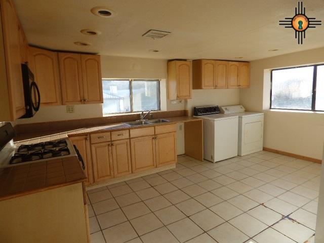 204 E Victoria Street, Silver City, NM 88061