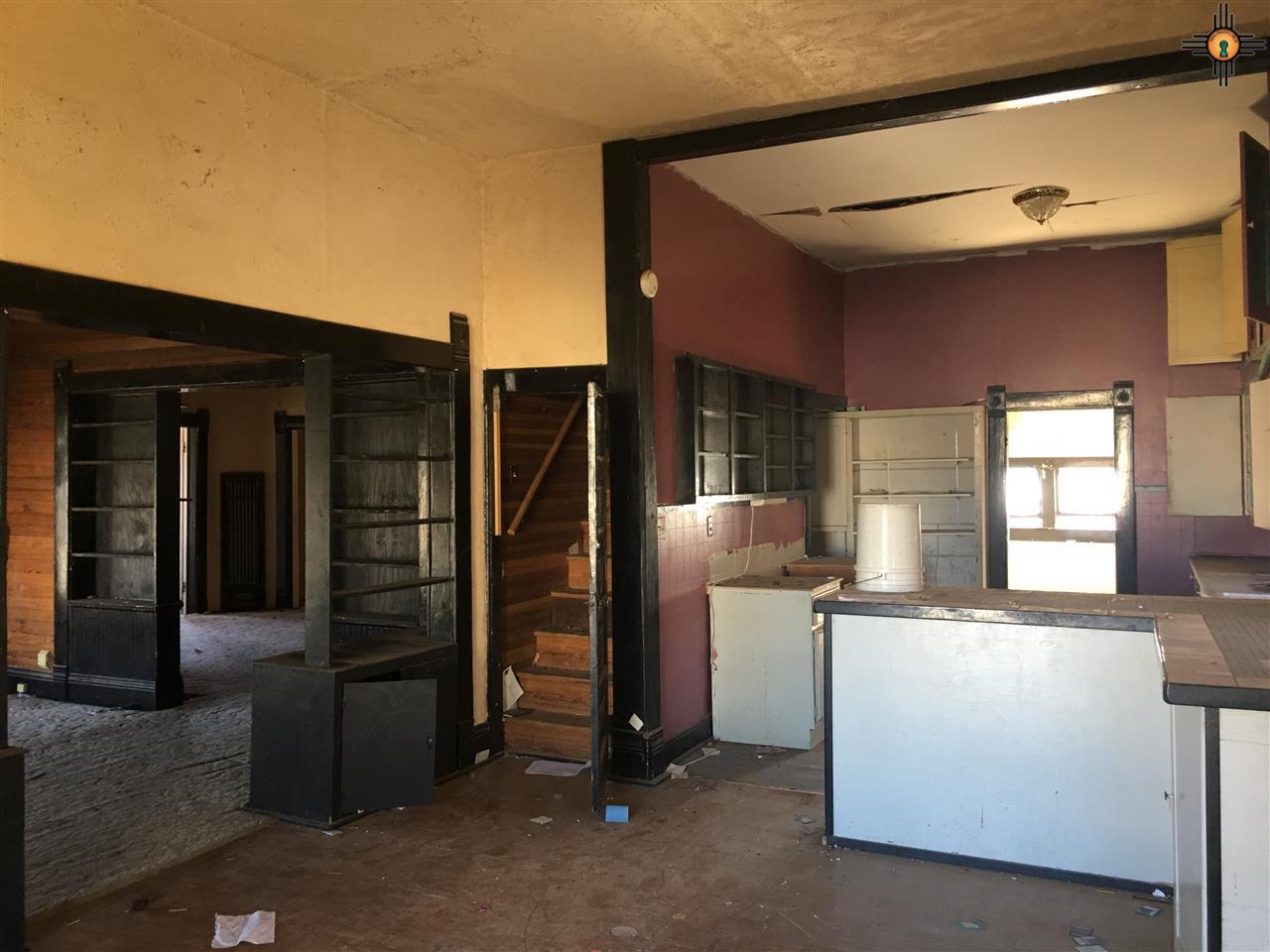 420 S Ave B, Portales, NM 88101