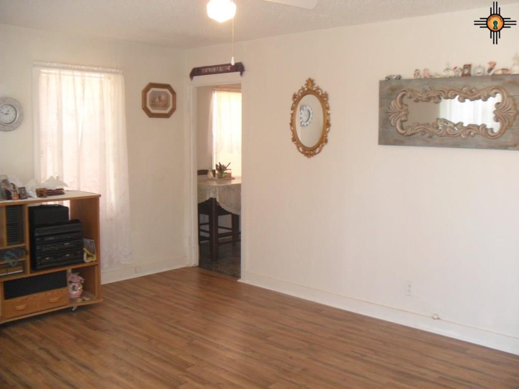 809 DAVIS STREET, Clovis, NM 88101