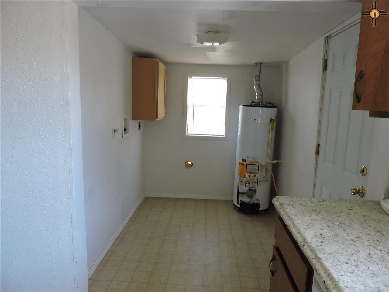 1324 N Ave B, Portales, NM 88130