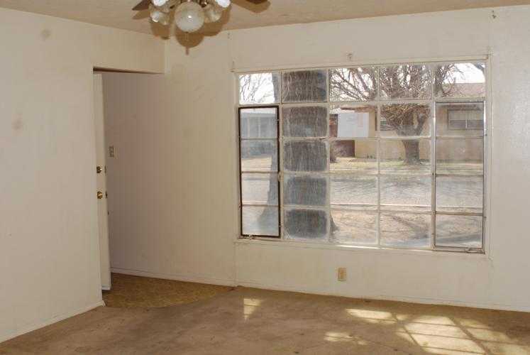 244 NEW MEXICO DR, Portales, NM 88130
