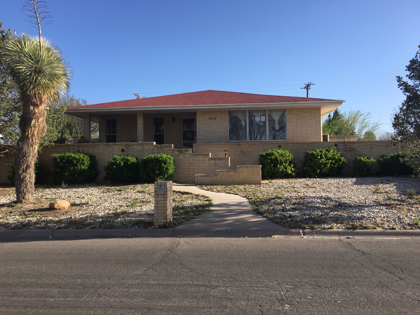 3013 Riverside DrRoswell, NM, 88201Chaves County