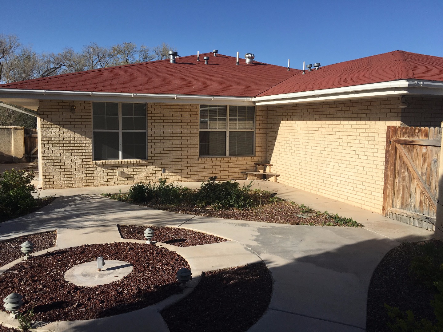 3013 Riverside DrRoswell, NM, 88201Chaves County