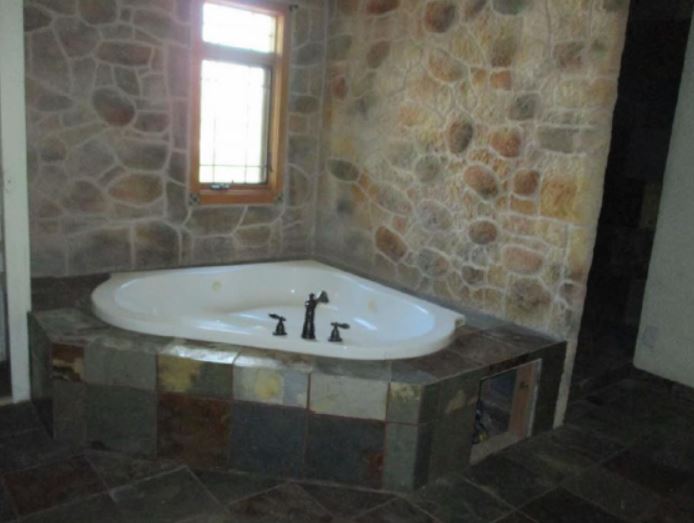 111 W Matthews StRoswell, NM, 88203Chaves County