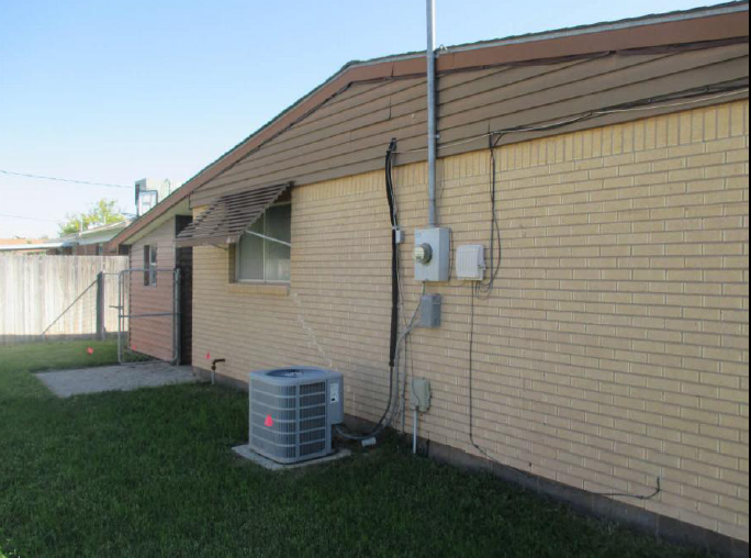 3102 Radcliff DrRoswell, NM, 88203Chaves County