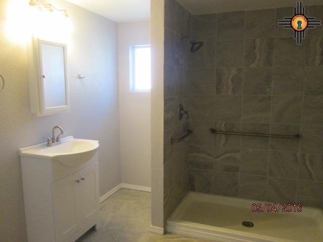 204 S 9th, Artesia, NM 88210