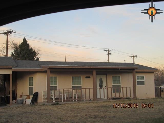 812 Carper, Artesia, NM 88210