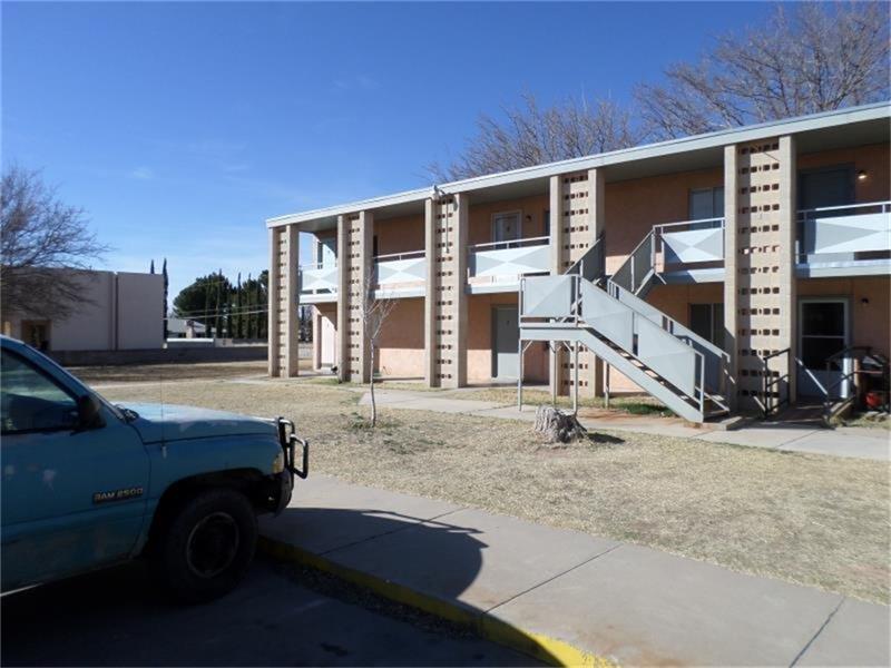 710 Hueco Street, Carlsbad, NM 88220