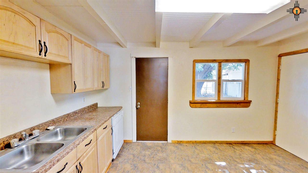 1108 N Denson, Hobbs, NM 88240