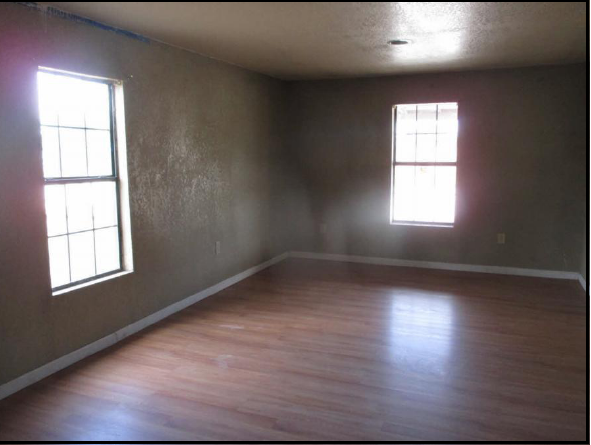 202 S 3rd StLovington, NM, 88260Lea County