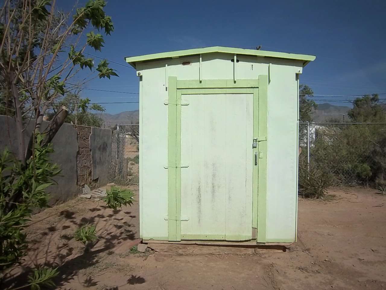2207 Collins AV, Alamogordo, NM 88310