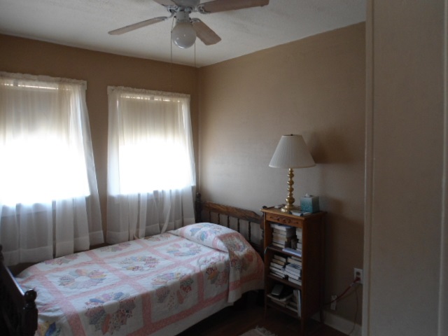 1502 Vermont AV, Alamogordo, NM 88310