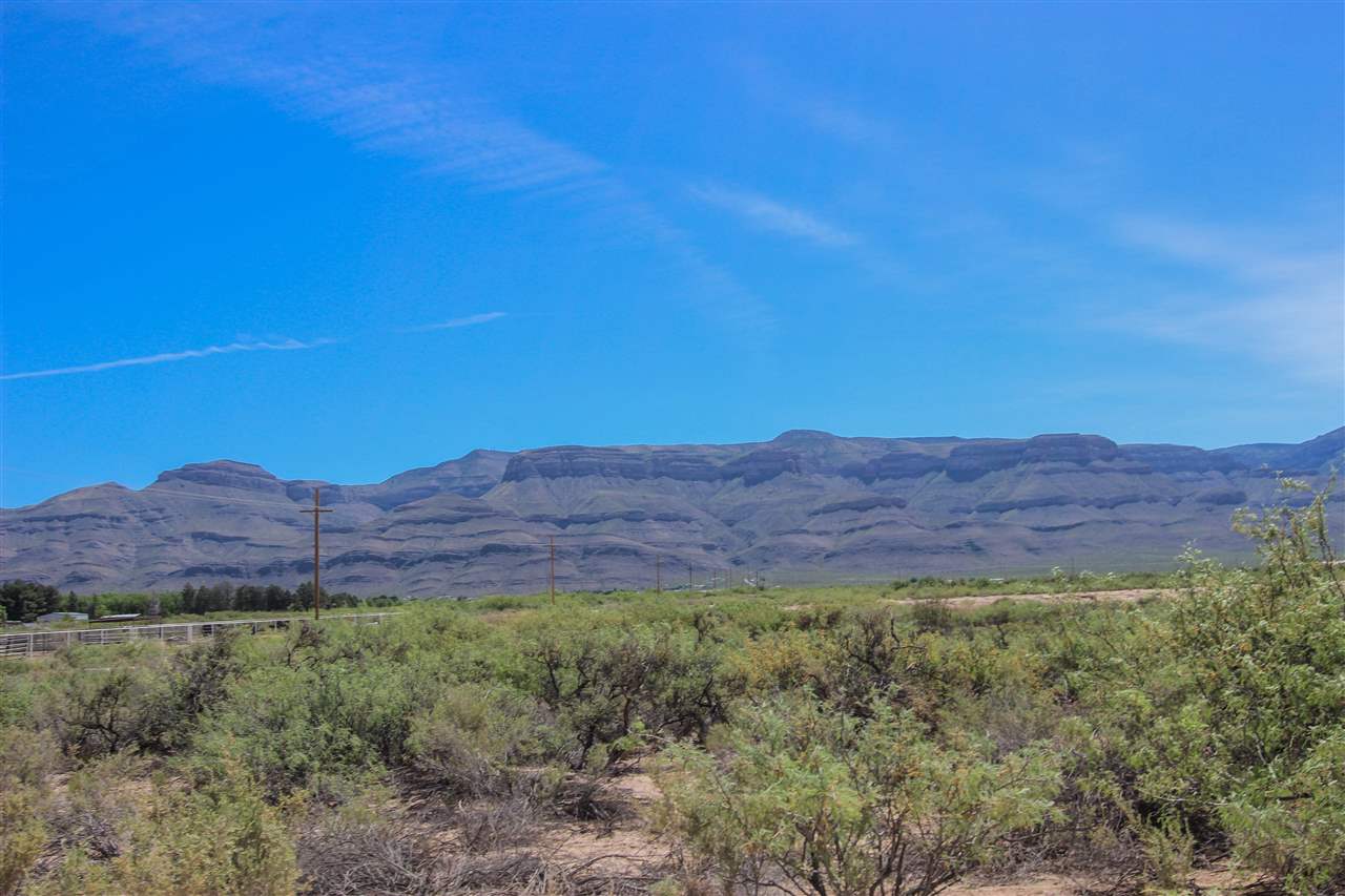 60 Dulce DR, Alamogordo, NM 88310