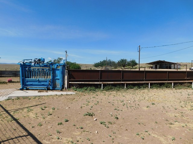 00 COUNTY RD B007 , Capitan, NM 88314