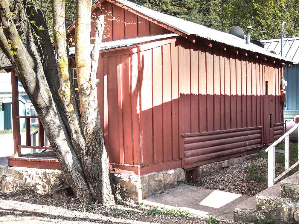 103 Swallow Pl, Cloudcroft, NM 88317