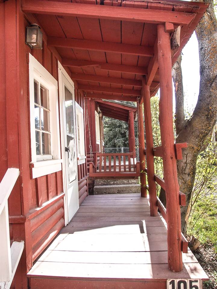 103 Swallow Pl, Cloudcroft, NM 88317