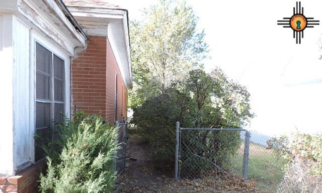 201 Cedar Street, Clayton, NM 88415