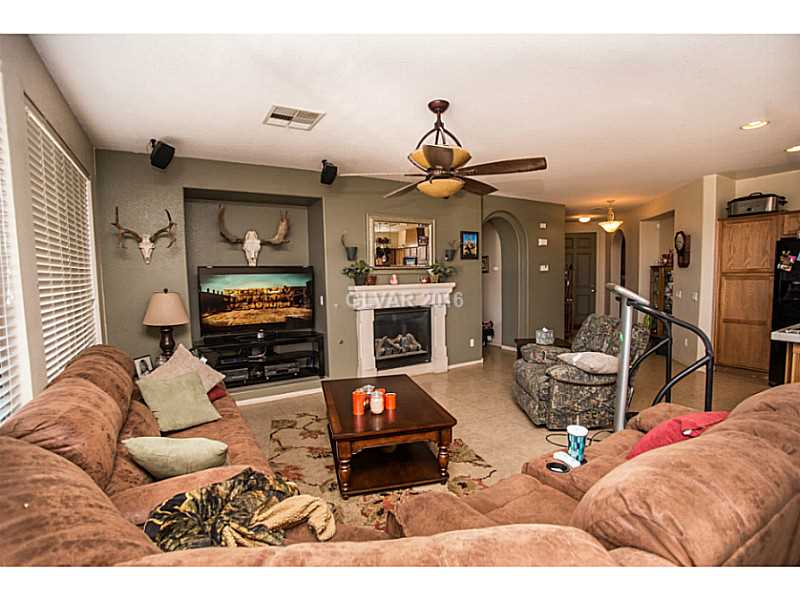 948 SAN CARLOS CREEK Lane, Henderson, NV 89002