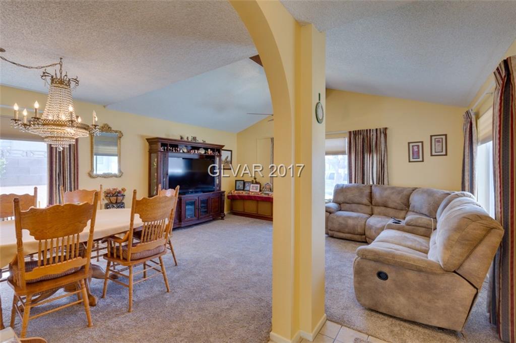1910 GOLDEN SHADOW Court, Henderson, NV 89002