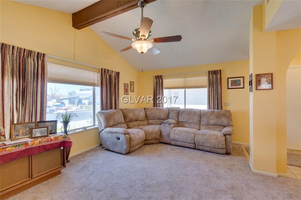 1910 GOLDEN SHADOW Court, Henderson, NV 89002