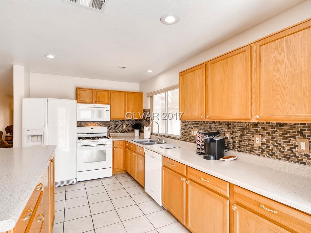 693 FOREST HAVEN Way, Henderson, NV 89011