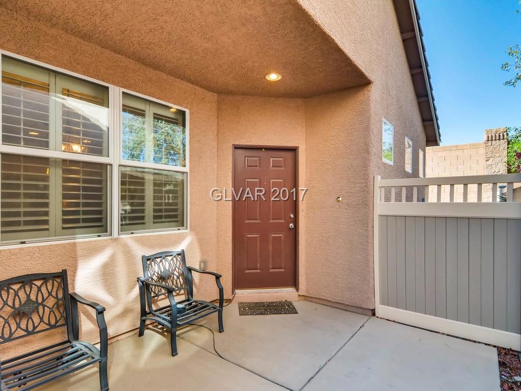 913 CRESCENT FALLS Street, Henderson, NV 89011
