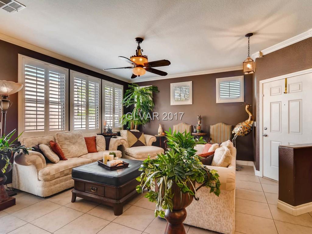 913 CRESCENT FALLS Street, Henderson, NV 89011