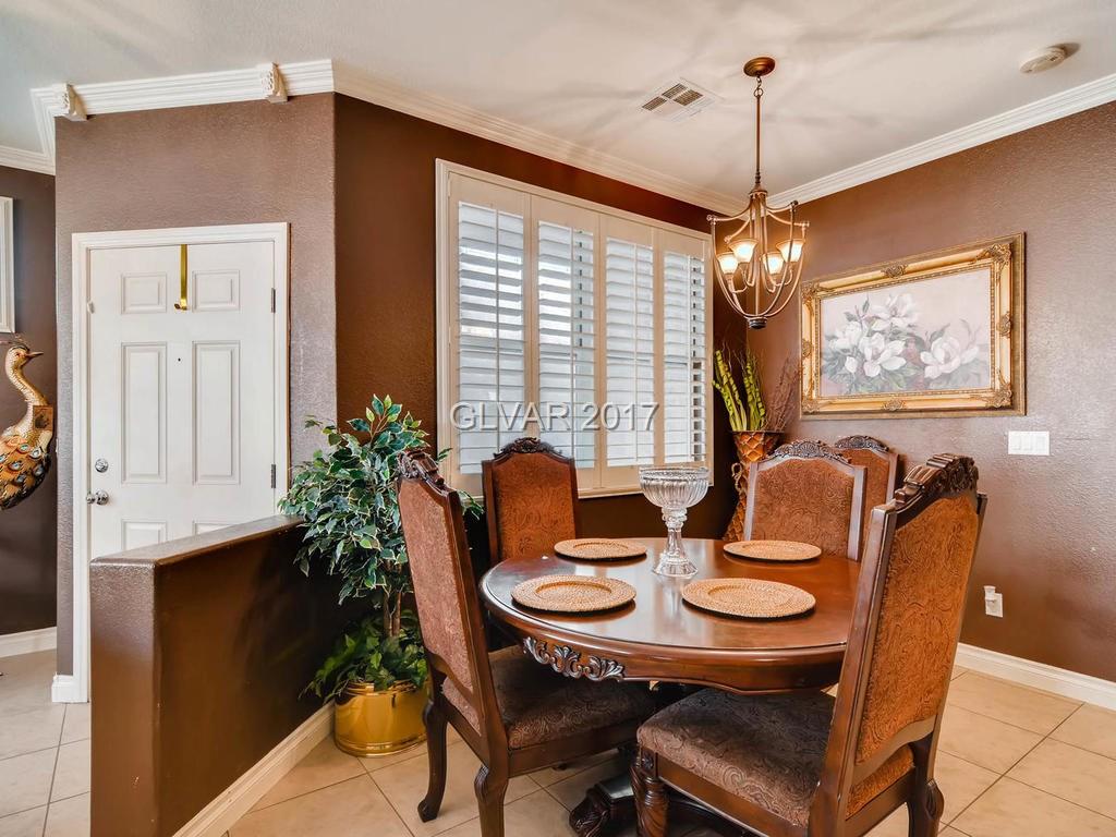 913 CRESCENT FALLS Street, Henderson, NV 89011