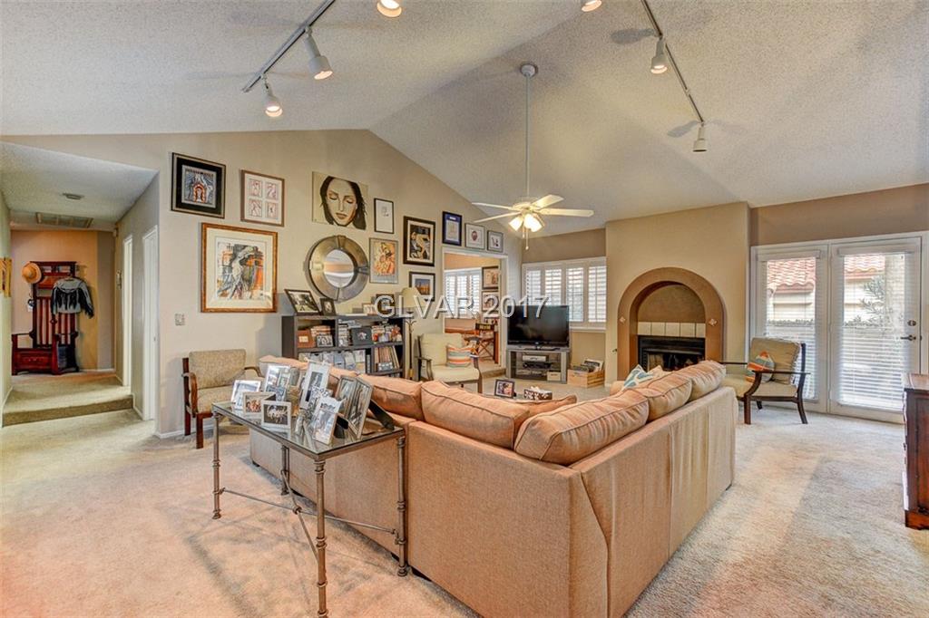 3131 LA MANCHA Way, Las Vegas, NV 89014