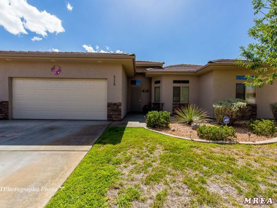 520 Pinyon Ln, Mesquite, NV 89027